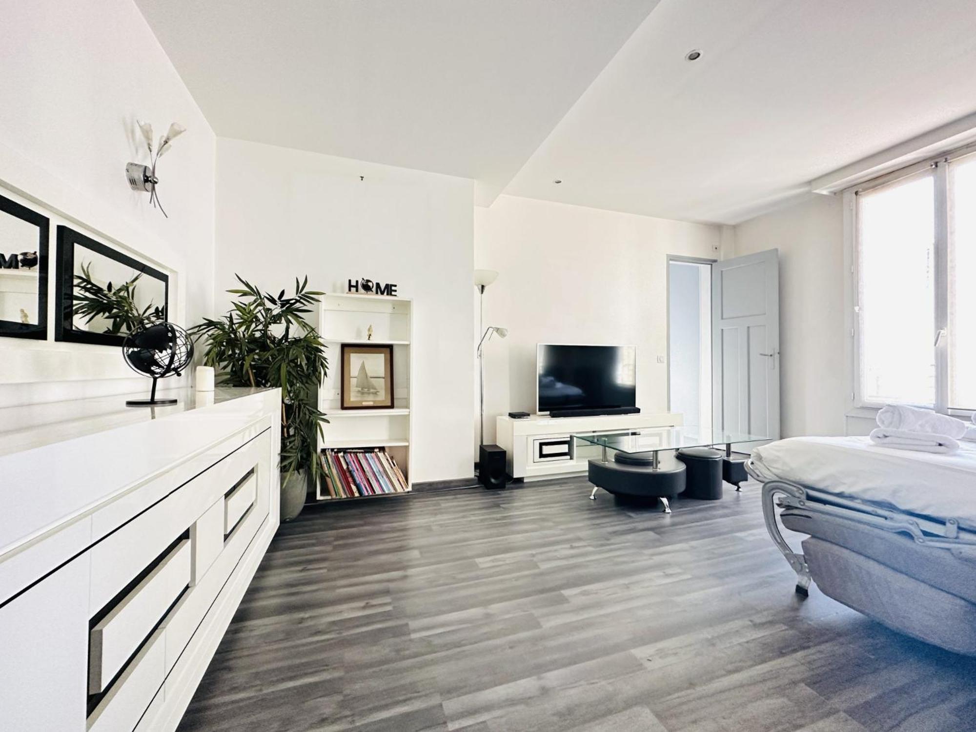 Le Globe Trotteur - 2 Pieces Cannes Centre Luaran gambar